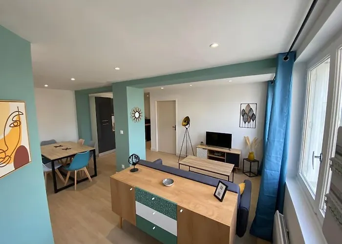 Appartement Familial, 2 Chambres, En Rdc Sur Cour