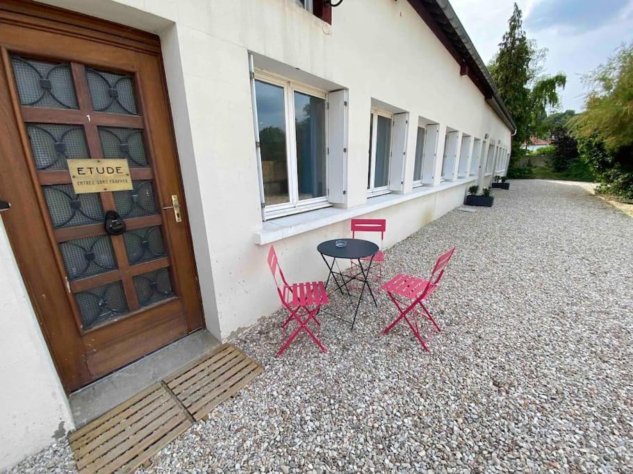 Apartment Familial, 2 Chambres, En Rdc Sur Cour Saint-Florentin (Yonne)